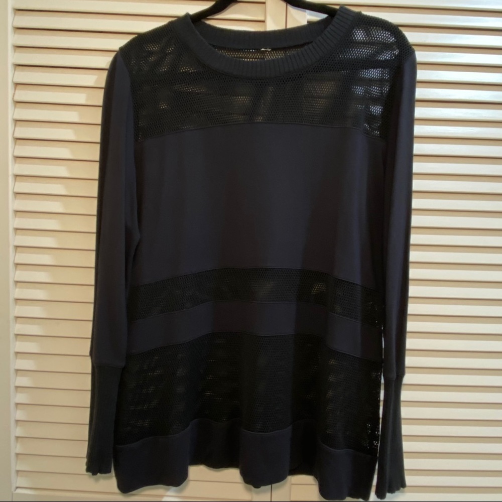 Black ALO Yoga mesh sweatshirt. Size Large.
